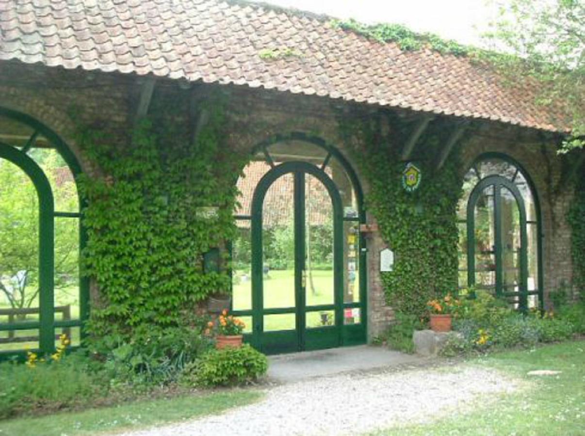 Manoir De Bois En Ardres Bed and Breakfast Zewnętrze zdjęcie