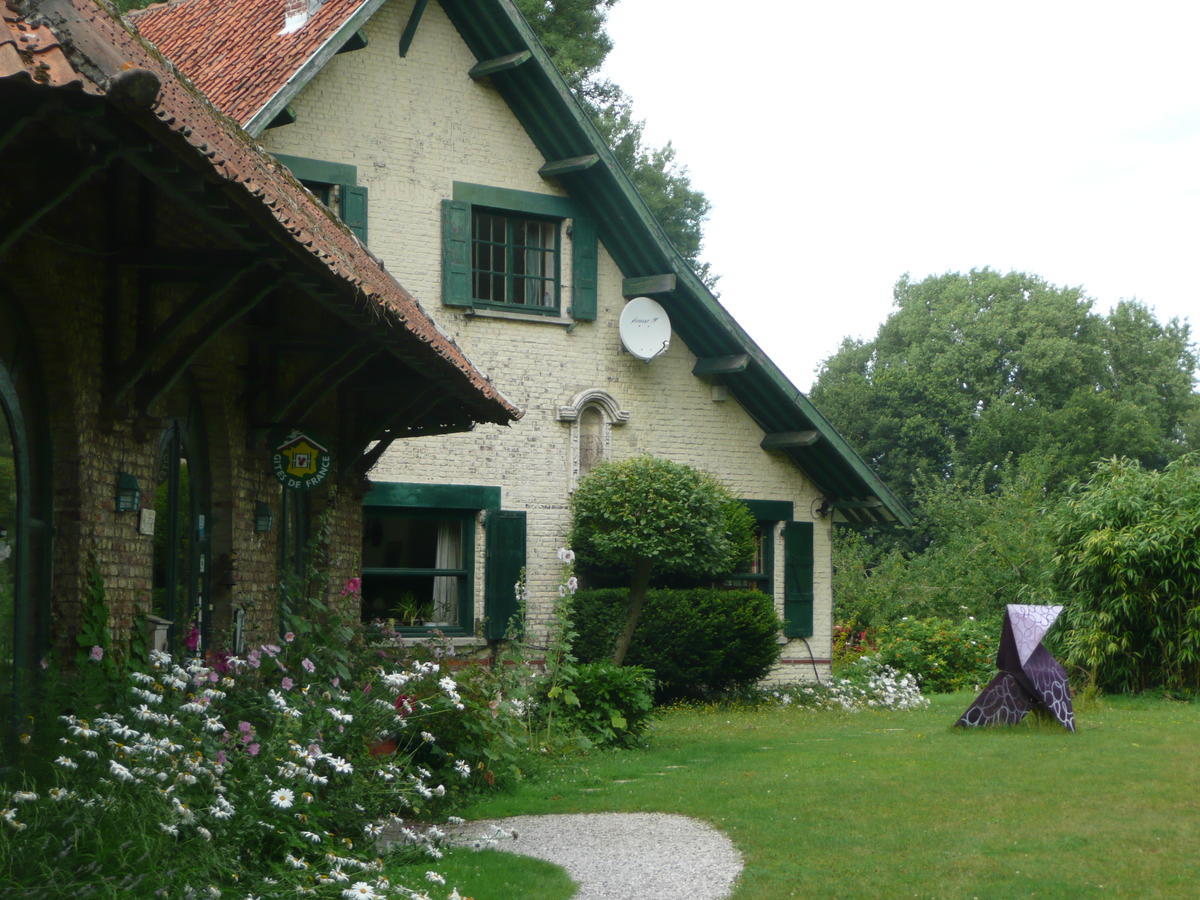 Manoir De Bois En Ardres Bed and Breakfast Zewnętrze zdjęcie