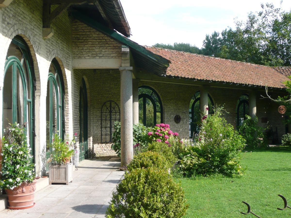 Manoir De Bois En Ardres Bed and Breakfast Zewnętrze zdjęcie